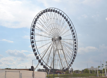 Amusement park fun giant ferris wheel ride