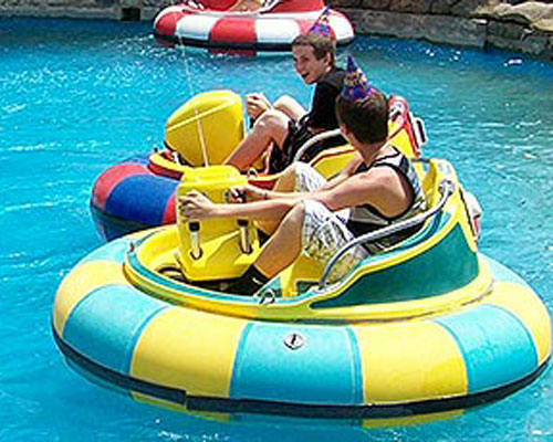 Adults and kids bumper boats for water park