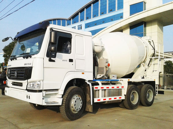 Concrete Mixer Trailer