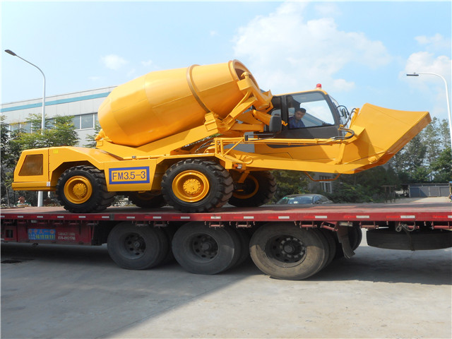 price self loading concrete mixer for sale